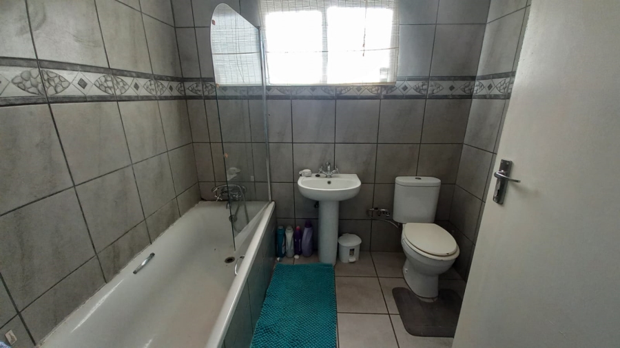 4 Bedroom Property for Sale in Potchefstroom North West